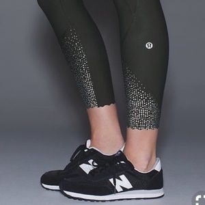 Lululemon Leggings with Scallop Detail